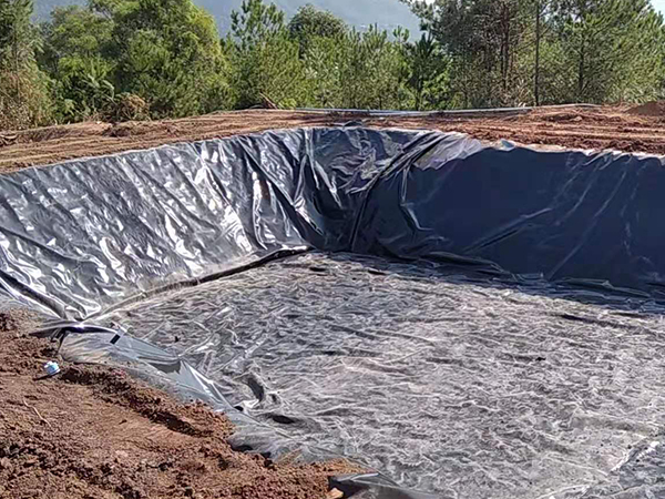 水产养殖行业可采用防渗土工膜进行建设 水产养殖行业可采用防渗土工膜进行建设