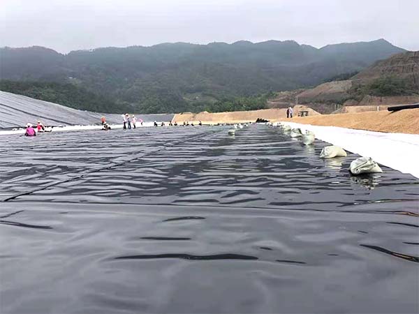 分析土工膜施工铺设效果不好的原因。 分析土工膜施工铺设效果不好的原因。