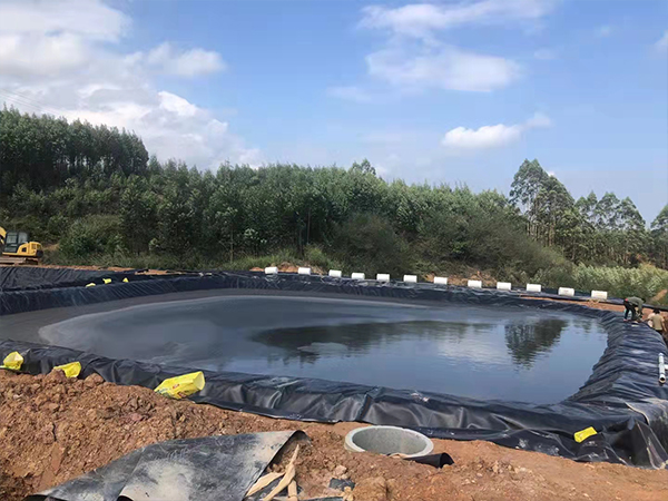 沼气池土工膜使用过程中注意事项概述 沼气池土工膜使用过程中注意事项概述