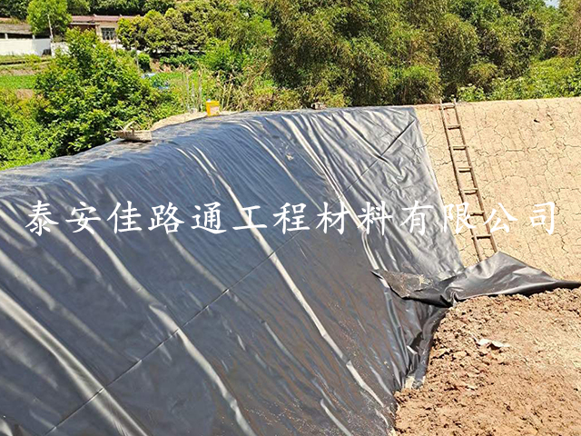 鱼塘养殖防渗膜是怎样材质的产品呢? 鱼塘养殖防渗膜是怎样材质的产品呢?