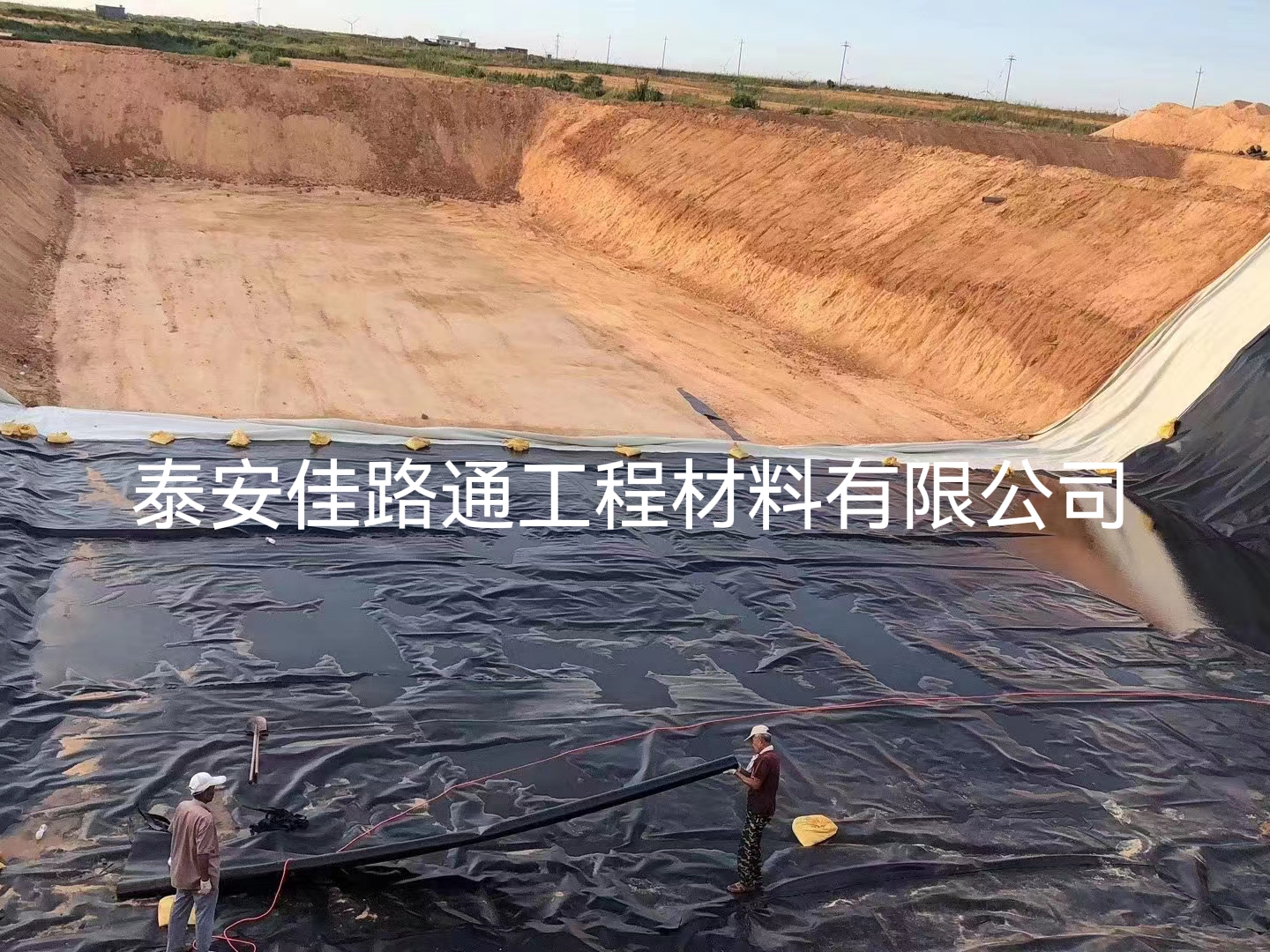 制定养殖防渗膜鱼塘铺设的方案 制定养殖防渗膜鱼塘铺设的方案