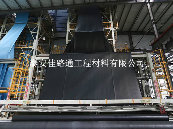 防渗膜厂家为您介绍黑白土工膜之间有哪些区别? 防渗膜厂家为您介绍黑白土工膜之间有哪些区别?
