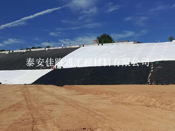沼气池防渗膜的焊接密封是施工要点之一 沼气池防渗膜的焊接密封是施工要点之一