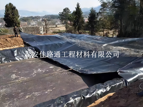 藕池铺设防渗土工膜有哪些焊接工序须掌握? 藕池铺设防渗土工膜有哪些焊接工序须掌握?