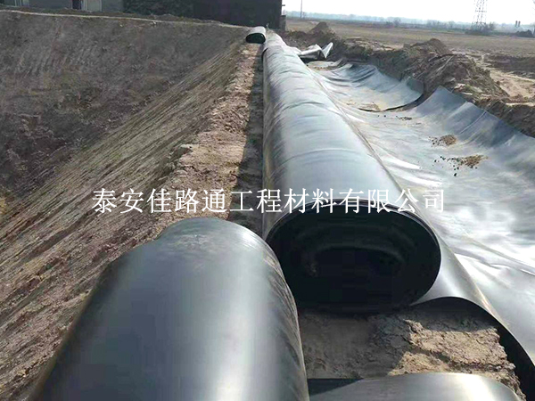 防渗膜厂家概述鱼塘防渗膜效果下降的原因 防渗膜厂家概述鱼塘防渗膜效果下降的原因