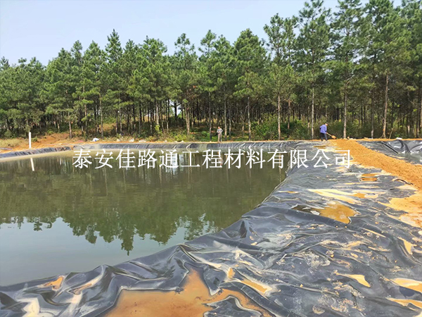 多多关注水产养殖防渗膜的施工过程 多多关注水产养殖防渗膜的施工过程