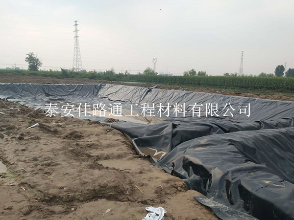 防渗土工膜的接缝使用成为施工关键 防渗土工膜的接缝使用成为施工关键
