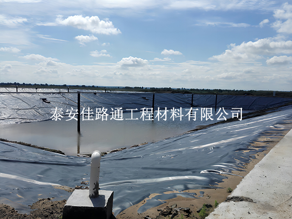 水产养殖防渗膜铺装有哪些技术要求须关注? 水产养殖防渗膜铺装有哪些技术要求须关注?