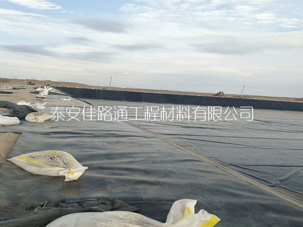 贮存鱼塘防渗膜的过程有哪些硬性条件? 贮存鱼塘防渗膜的过程有哪些硬性条件?