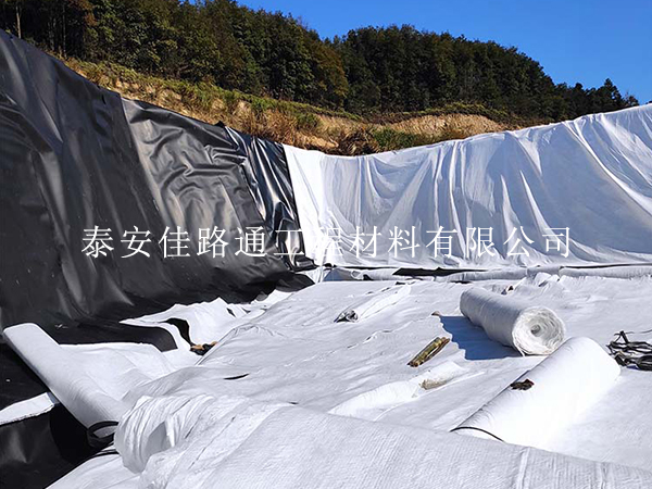 鱼塘防渗膜的接缝搭接宽度有哪些要求? 鱼塘防渗膜的接缝搭接宽度有哪些要求?
