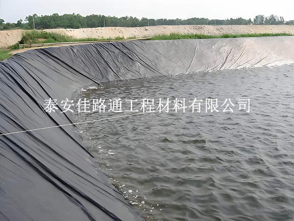 关于破坏蓄水池防渗膜性能有哪些影响因素? 关于破坏蓄水池防渗膜性能有哪些影响因素?