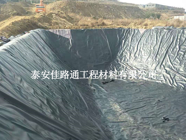 养殖防渗膜六大施工细节助您完善工程施工 养殖防渗膜六大施工细节助您完善工程施工