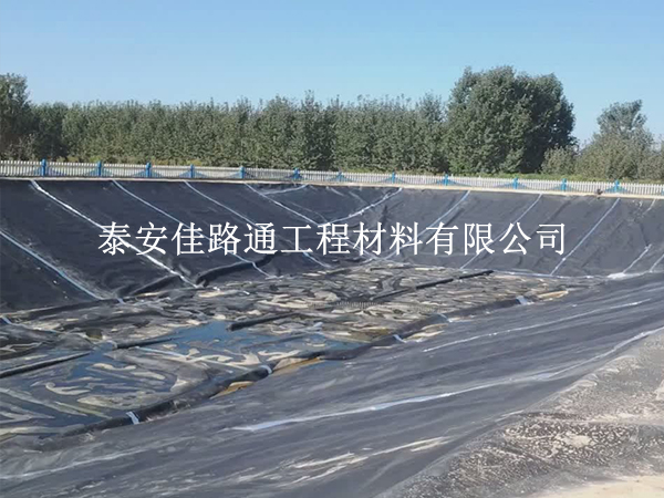 养殖防渗膜施工的精细艺术:细节决定成败 养殖防渗膜施工的精细艺术:细节决定成败