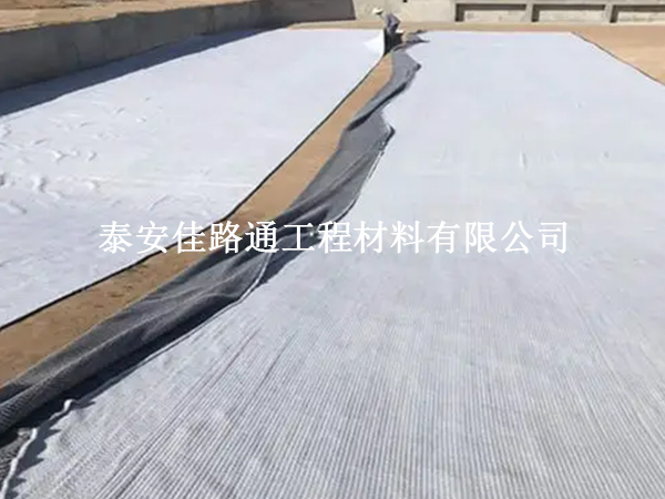 膨润土防水毯的未来发展趋势:创新与绿色并行 膨润土防水毯的未来发展趋势:创新与绿色并行