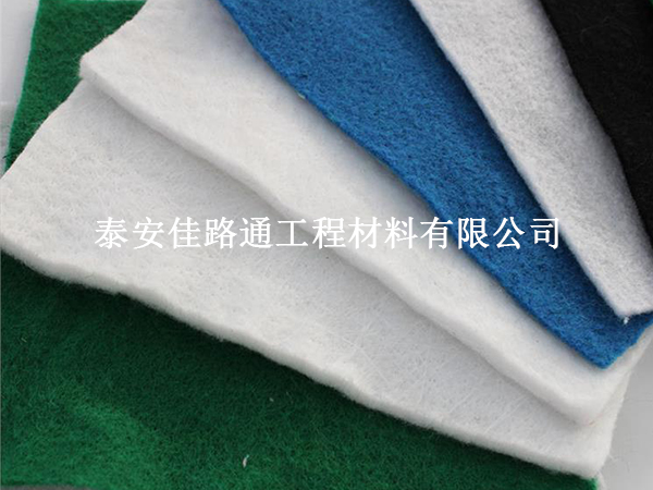 长丝土工布铺设与连接技巧:打造高效防护的秘诀 长丝土工布铺设与连接技巧:打造高效防护的秘诀