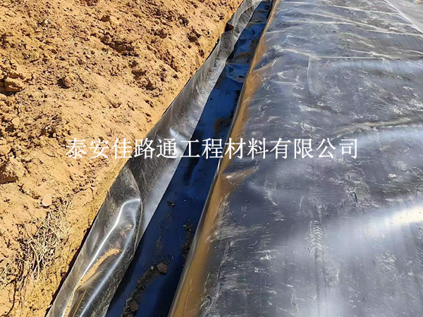 水产养殖防渗膜施工前自检工作技巧 水产养殖防渗膜施工前自检工作技巧