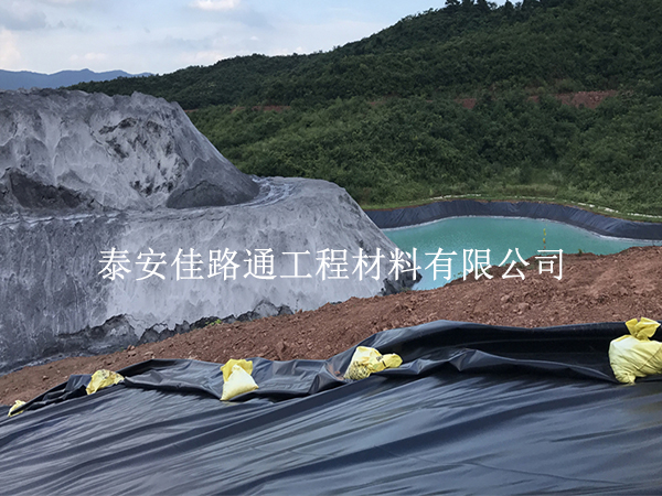 养殖防渗膜延伸率咋变?这5大因素说了算! 养殖防渗膜延伸率咋变?这5大因素说了算!