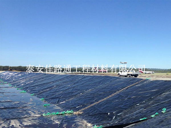 水产养殖防渗膜铺设稳不稳?6 个硬核技巧保工程不 “翻车” 水产养殖防渗膜铺设稳不稳?6 个硬核技巧保工程不 “翻车”
