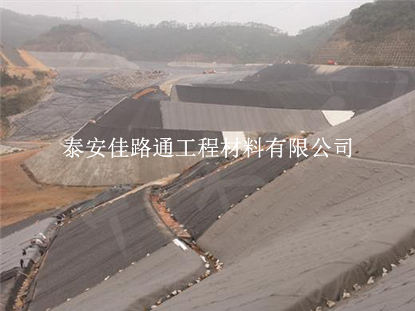 垃圾填埋场防渗膜铺设不渗漏!7 个关键技巧筑牢环保防线 垃圾填埋场防渗膜铺设不渗漏!7 个关键技巧筑牢环保防线