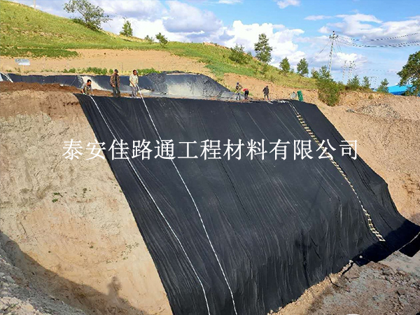 蓄水池防渗膜冬季施工易出问题?这些经验技巧能避坑 蓄水池防渗膜冬季施工易出问题?这些经验技巧能避坑