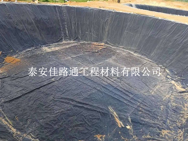 藕池防渗膜铺设总出问题?前期勘察准备要做对 藕池防渗膜铺设总出问题?前期勘察准备要做对