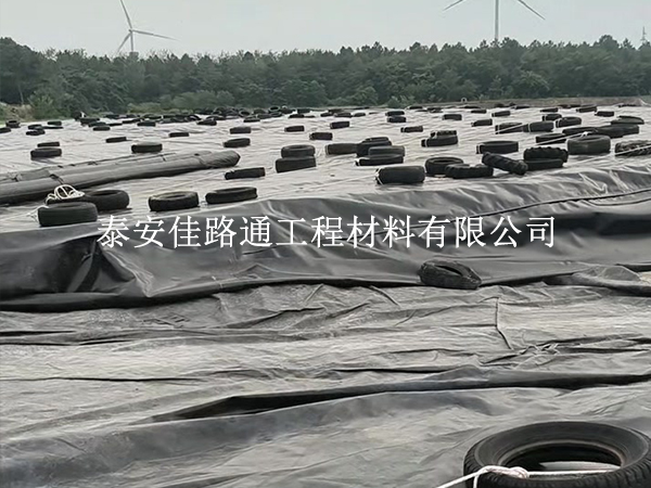 垃圾填埋场防渗膜选型指南:精准适配筑牢防渗根基 垃圾填埋场防渗膜选型指南:精准适配筑牢防渗根基