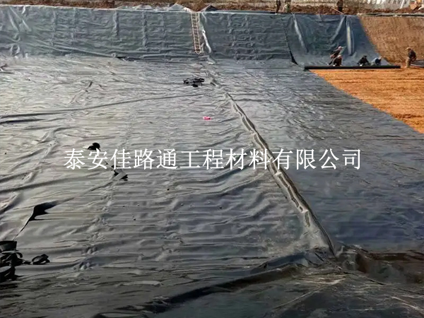影响蓄水池防渗膜施工质量的关键因素:找准根源,筑牢蓄水防渗防线 影响蓄水池防渗膜施工质量的关键因素:找准根源,筑牢蓄水防渗防线