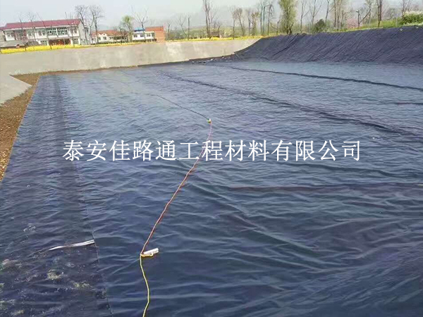 养殖防渗膜铺设节点处理技巧：精细把控，杜绝防渗渗漏隐患