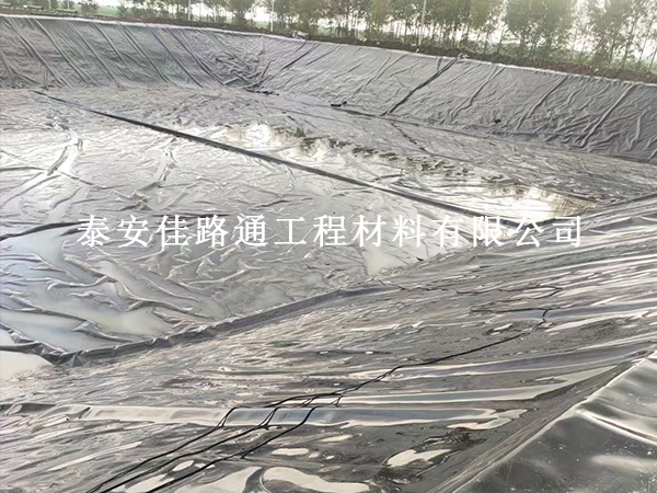 沼气池防渗膜太烧钱？这套降本思路帮你把钱花在刀刃上