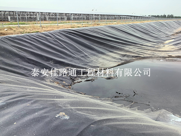 人工湖防渗膜怎么接才不漏？这些连接工艺才是真正的硬功夫