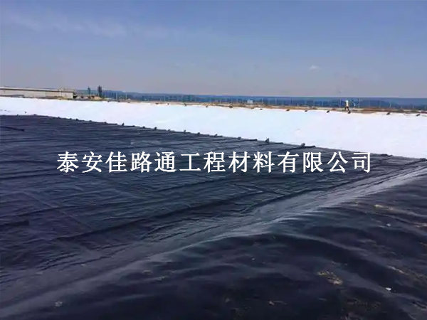 蓄水池防渗膜厚度选不对？后期维修成本直接翻倍，这份选型指南请收好
