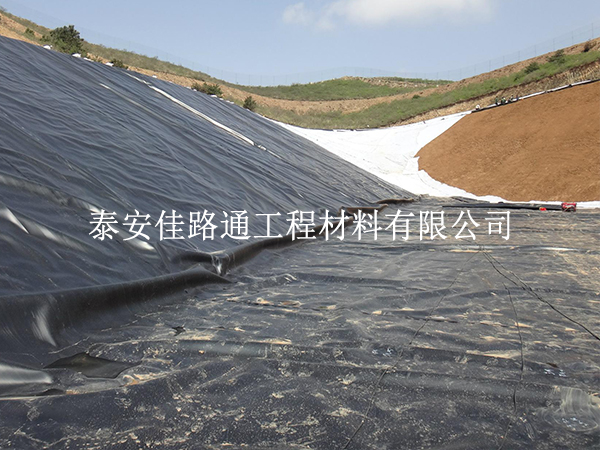 筑牢环保防线：垃圾填埋场防渗膜规范施工全指南