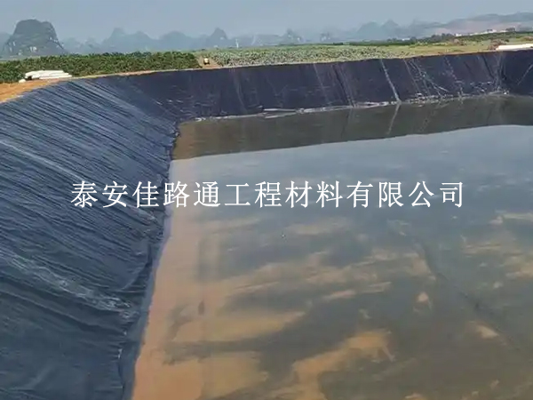筑牢沼气池防渗防线：核心铺设工艺与质控要点解析