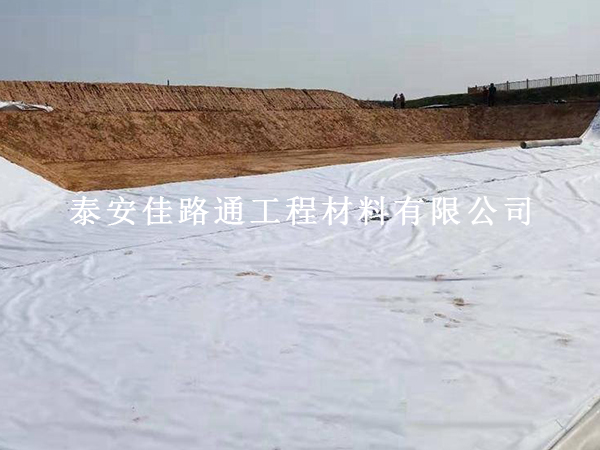 拒绝返工与隐患：丙纶土工布不可忽视的施工核心要点