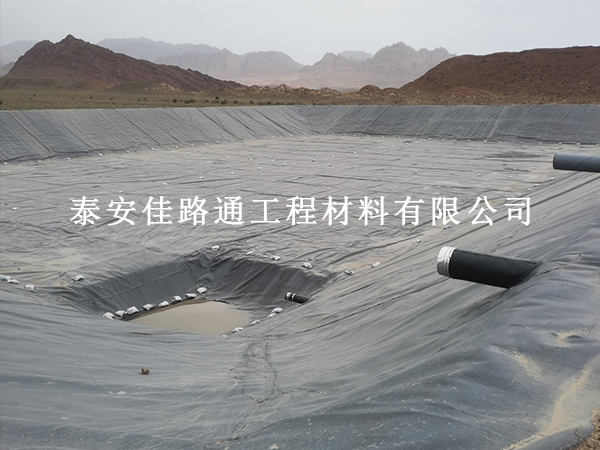拒绝返工与漏气：沼气池防渗膜规范操作技巧全解析